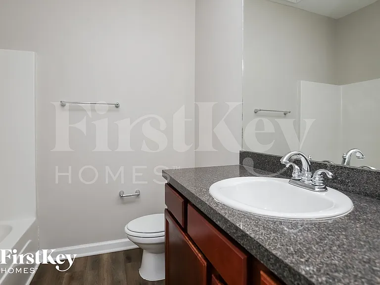 731 Mallard Dr — Photo 9