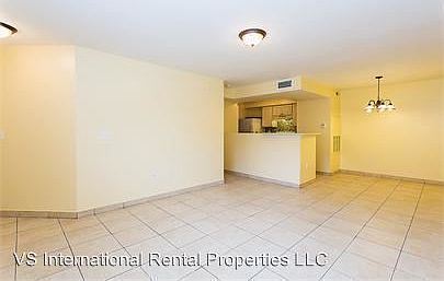 5th image of 3024 Parkway Blvd APT 203