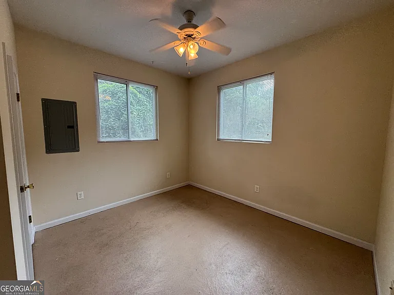 283 Athens Ave — Photo 6