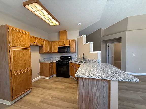 4th image of 5536 Santa Rosa Ct