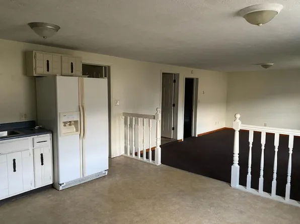 15 Grant St #7, Dennison, OH 44621