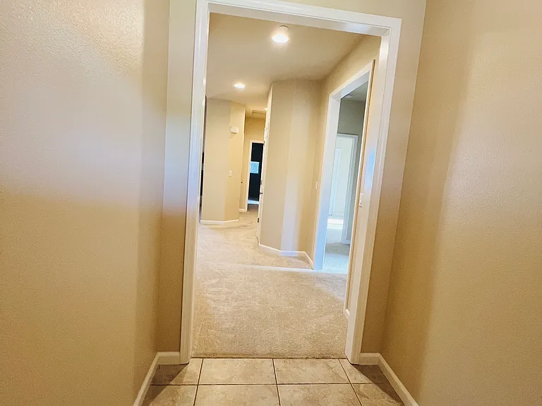 2953 Bancroft Dr — Photo 3