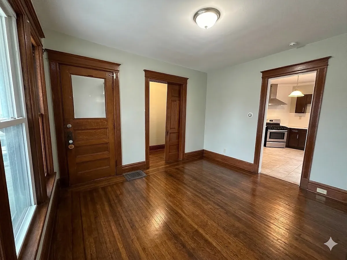 Building Photo - 193 Massachusetts Ave #1