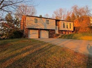 2538 College Park Rd, Allison Park, PA 15101