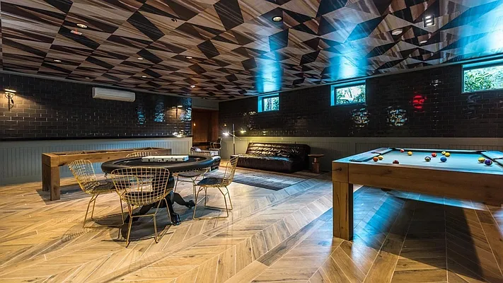 Rented by Nooklyn NYC LLC | media 70