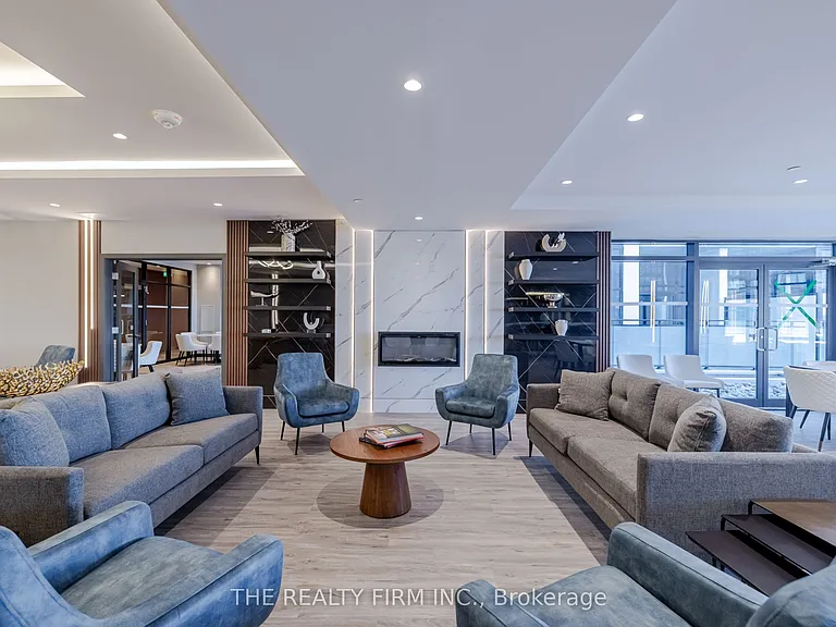 375 South St #1320 — Photo 27