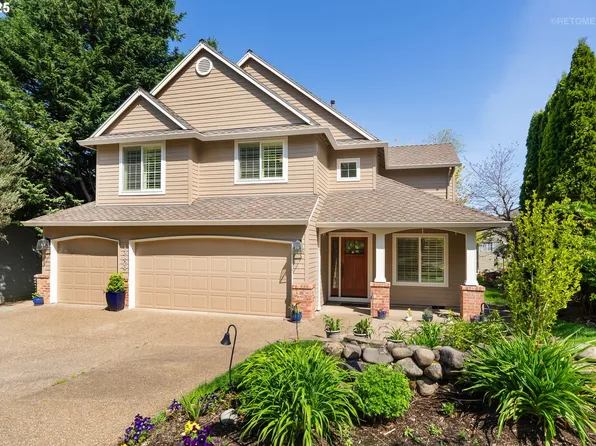 13829 SE Alta Vista Dr, Happy Valley, OR 97086