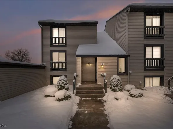 6290 Greenwood Pkwy APT 103, Northfield, OH 44067