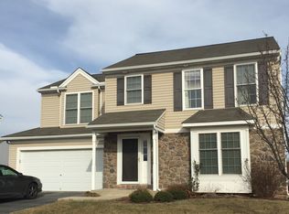 65 Taylor Dr, York, PA 17404