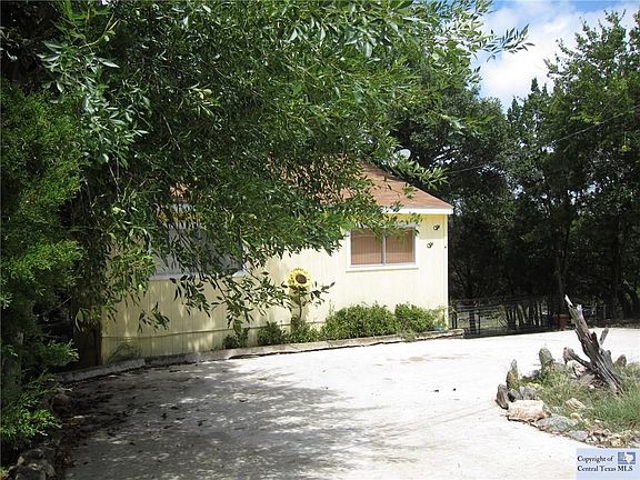 2nd image of 1613 Pecan Cir