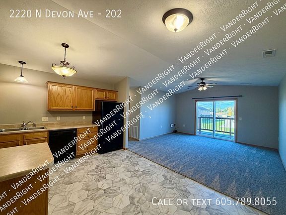 3rd image of 2220 N Devon Ave #202