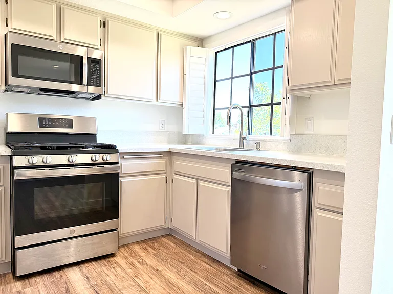 Kitchen all stainless steel appliances