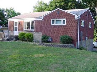 209 Fieldstone Dr, Glenshaw, PA 15116