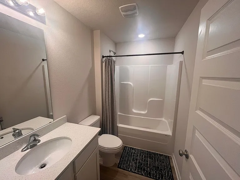 4616 Naval Ct — Photo 16