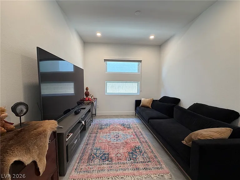 5040 Terramont Dr — Photo 18