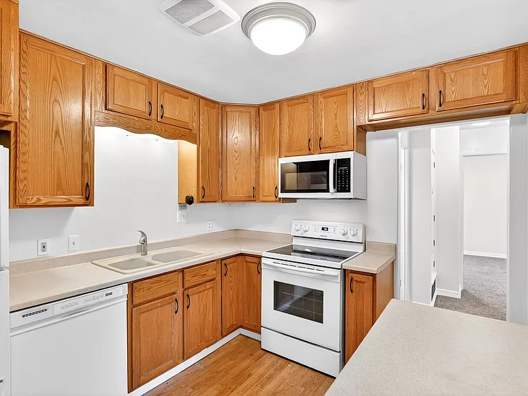1414 NE 109th Ave #A — Photo 11