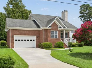 310 Edward Ave, Suffolk, VA 23434