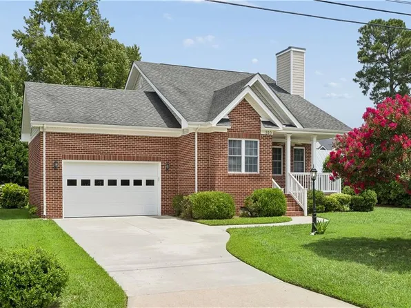 310 Edward Ave, Suffolk, VA 23434