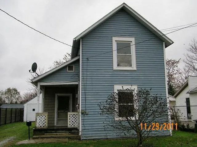 247 Edwards St photo 1