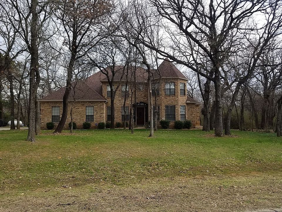 1st image of 571 Diamond Point Dr