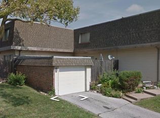 7347 Ames Cir, Omaha, NE 68134