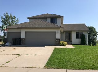 4945 87th St NE, Monticello, MN 55362