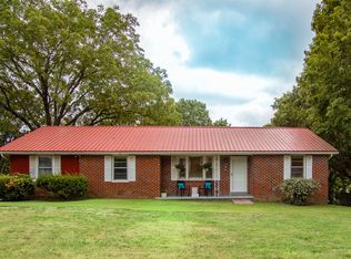 105 Helberg St, Dickson, TN 37055