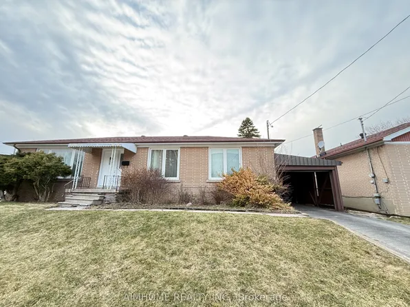 2 Khartoum Ave, Toronto, ON M1K 3X9