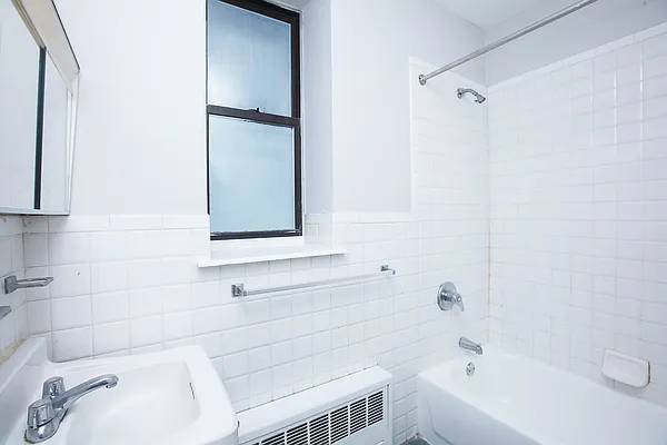 Rented by Arden Realty Corp. | media 12