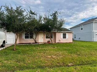 1998 SE Lavina Cir, Port Saint Lucie, FL 34952