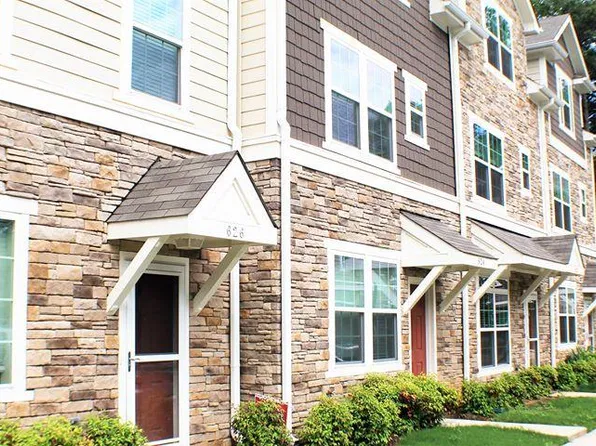 630 Centennial View Ln, Raleigh, NC 27606