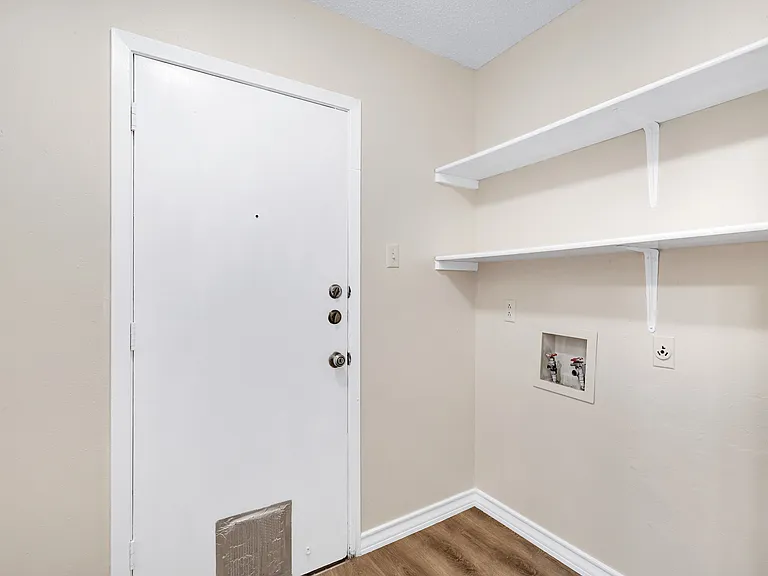 6123 Pecan Trl — Photo 8