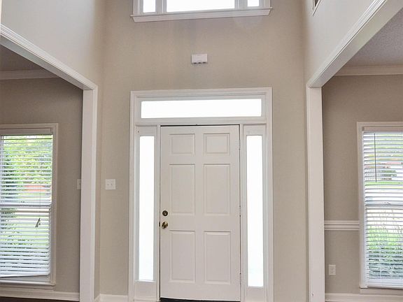 3rd image of 7511 Cordova Club Dr E