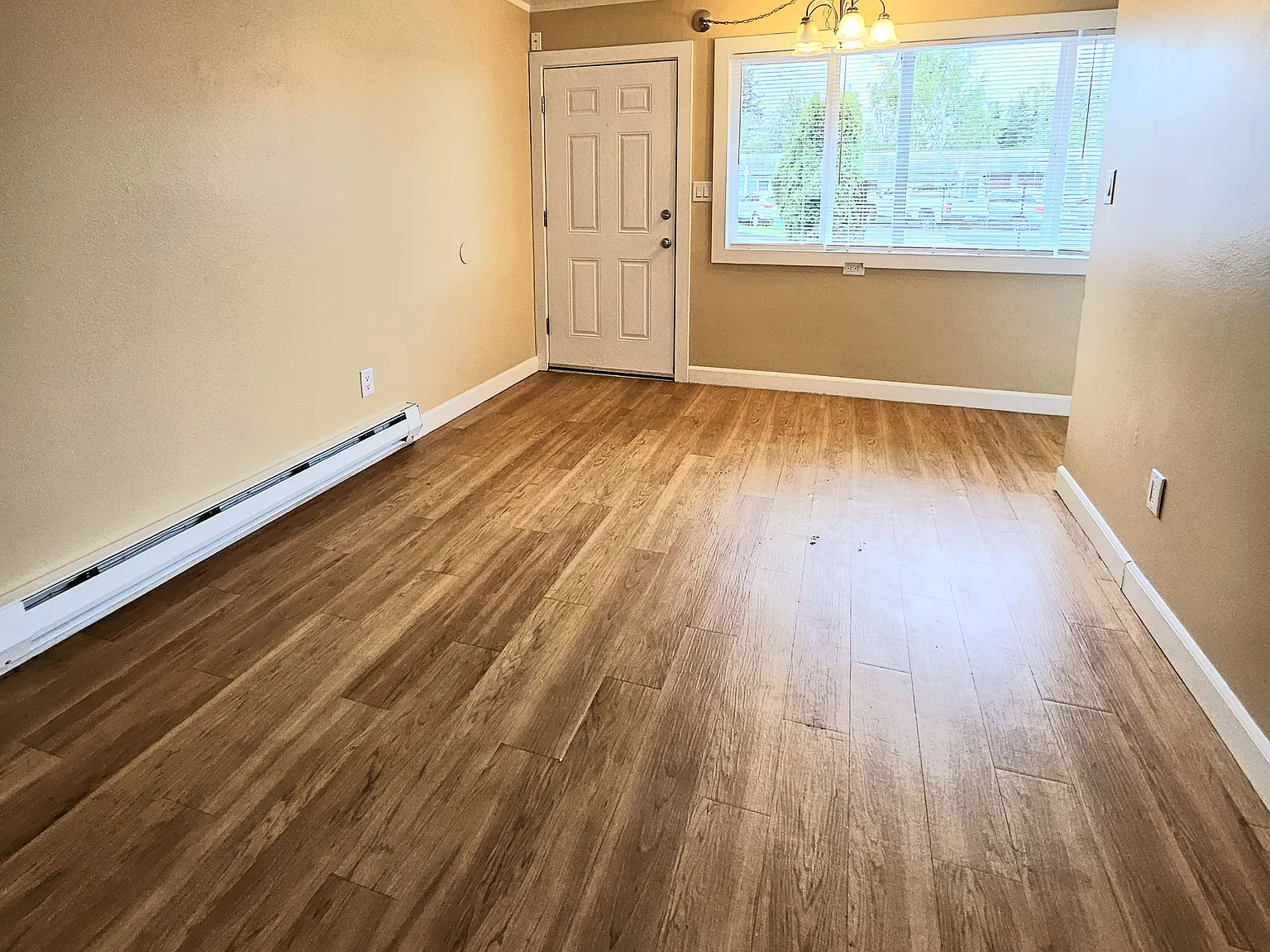 Olympus Apartments — Photo 4