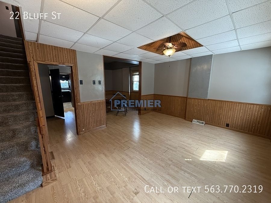 1st image of 22 Bluff St