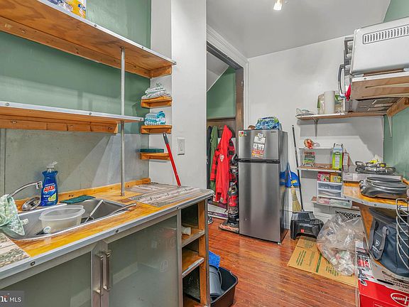 3rd image of 3525 N 16th St