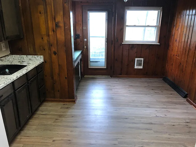 1103 Burnett Ave — Photo 10