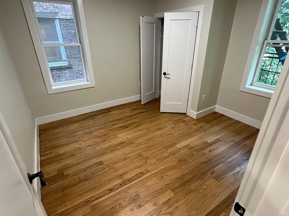79 Broadway #209