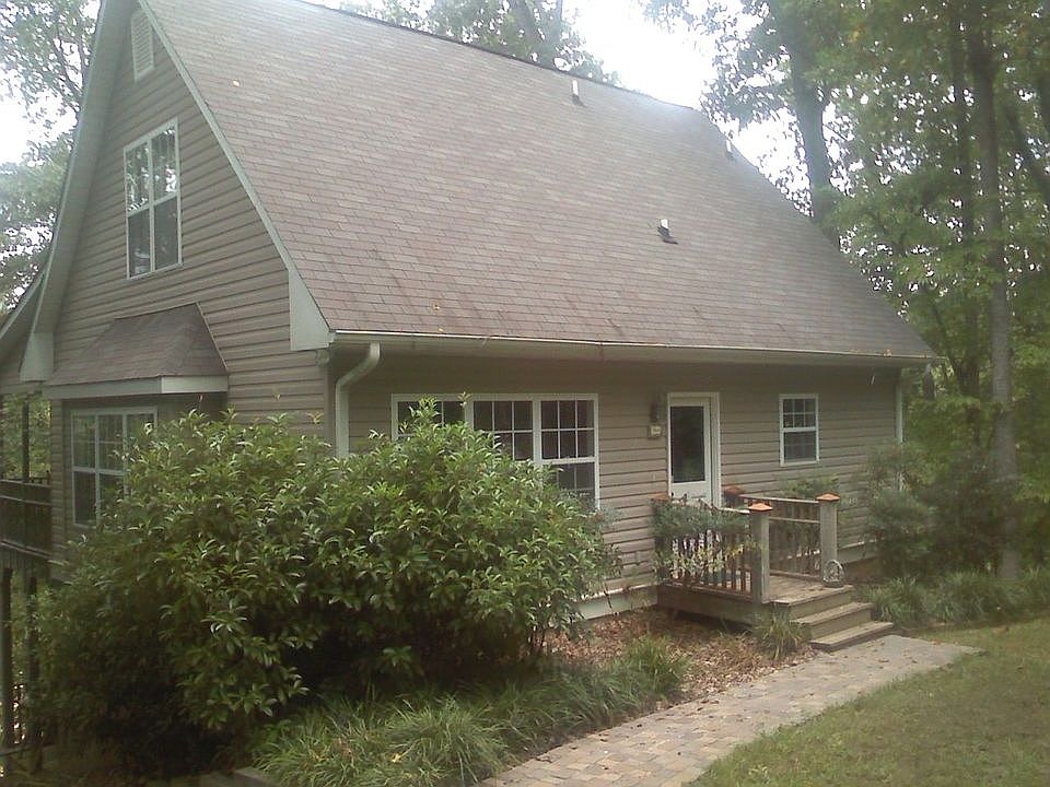 "Up da Creek" Street View