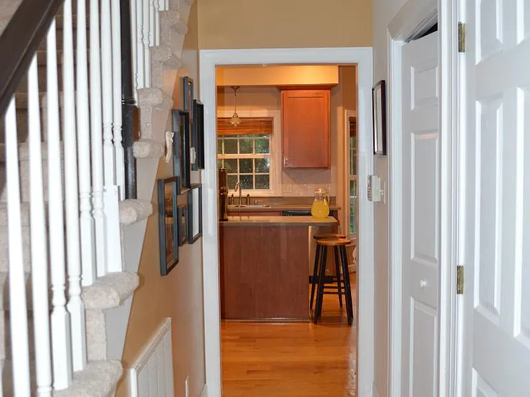 hall to kitchen