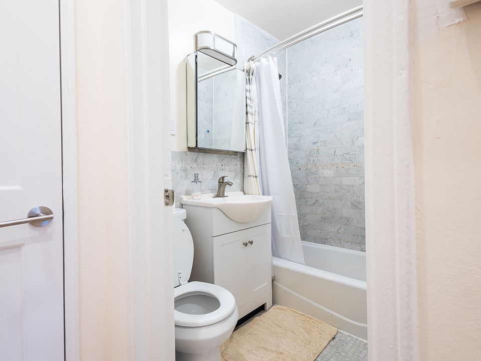 2nd image of 54 W 91st St #3AB