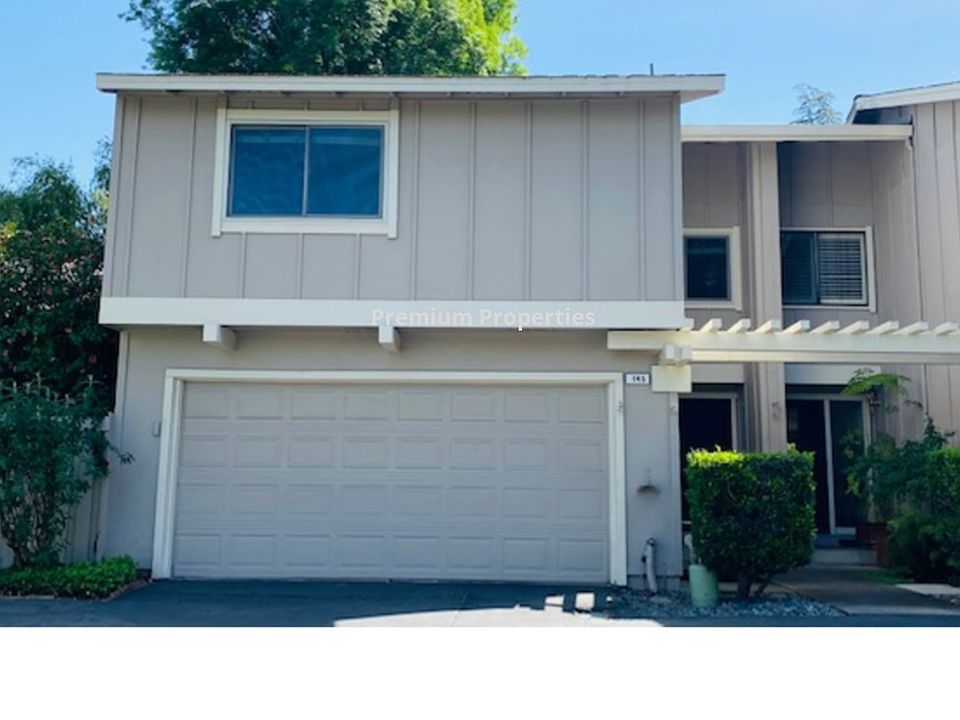 1st image of 145 Westfield Cir