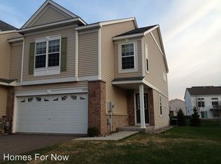 6839 Newbury Rd, Woodbury, MN 55125