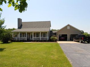 5447 Freedom Point Ln, De Soto, MO 63020