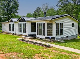 2547 Airport Rd, Chase City, VA 23924