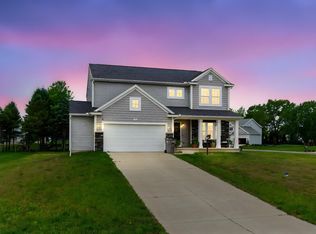 53301 Corwin Dr, Granger, IN 46530