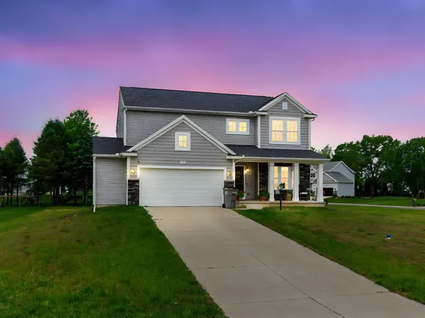 53301 Corwin Dr, Granger, IN 46530