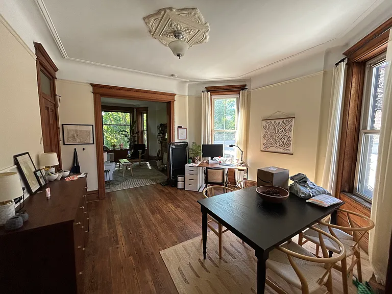 2120 N Sheffield Ave #3F — Photo 3