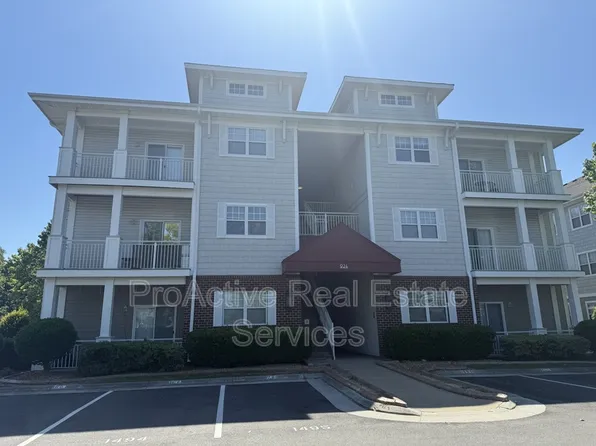924 Southmoor Dr Unit 204, Virginia Beach, VA 23455