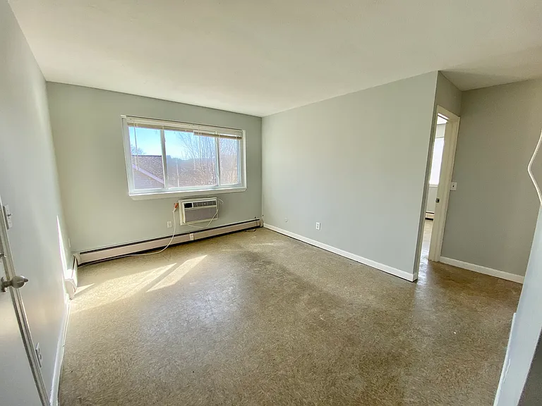 6 Waterloo St #8 — Photo 7
